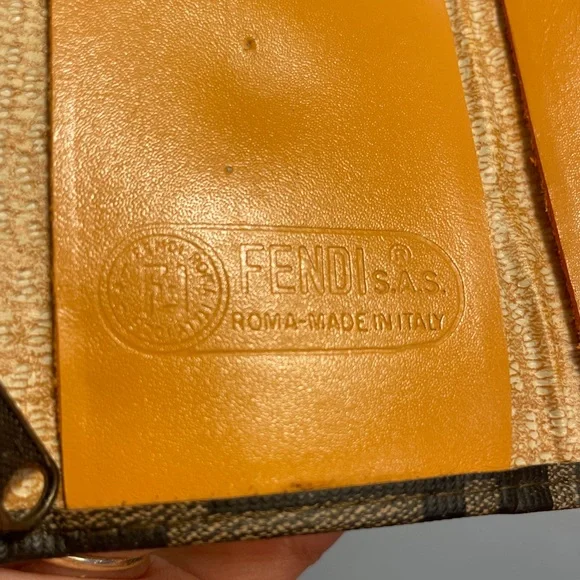 Vintage Fendi Brown Leather Zucca Six Hooks Key - Picture 7 of 10